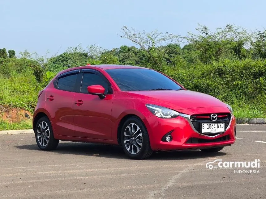 2015 Mazda 2 R Hatchback
