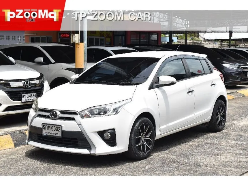 2016 Toyota YARIS G Hatchback