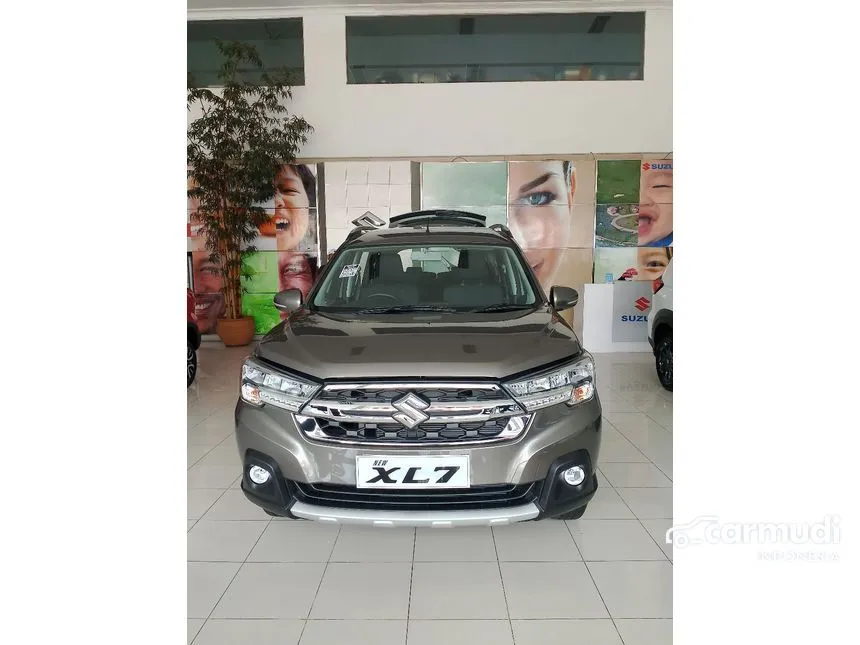 2025 Suzuki XL7 Zeta SUV