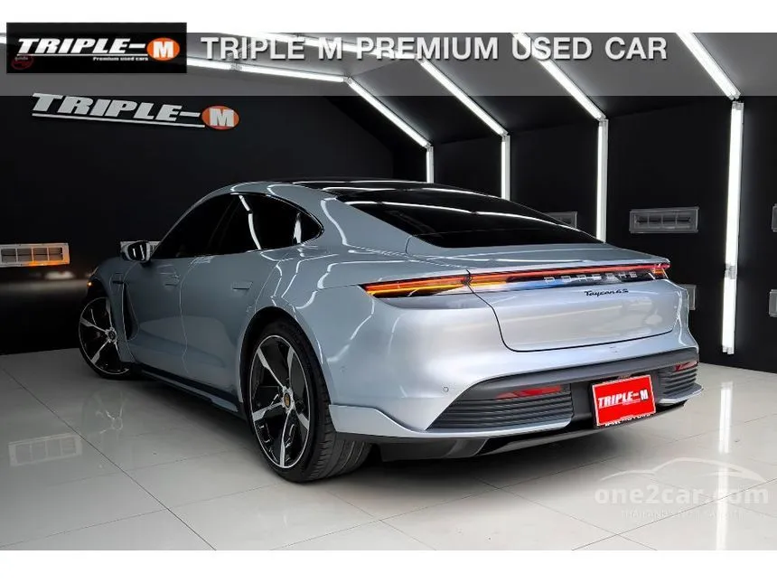 2020 Porsche Taycan 4S Sedan