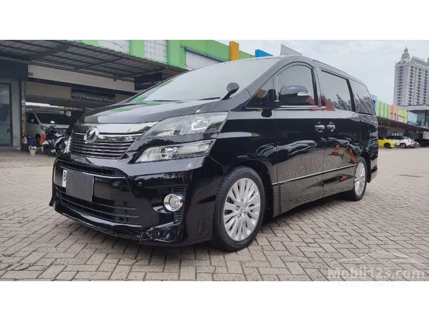2014 Toyota Vellfire Z MPV