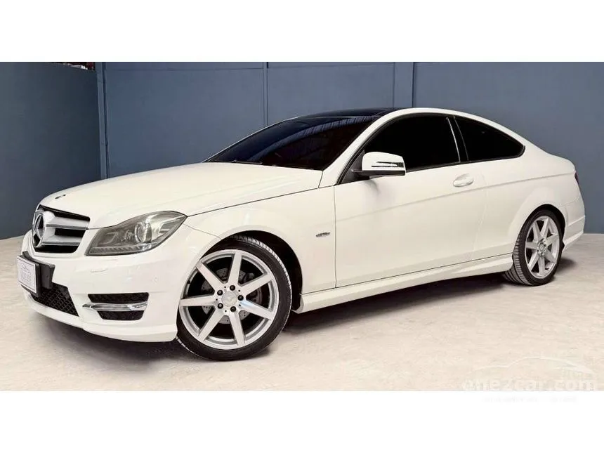 2011 Mercedes-Benz C180 AMG BlueEFFICIENCY Coupe