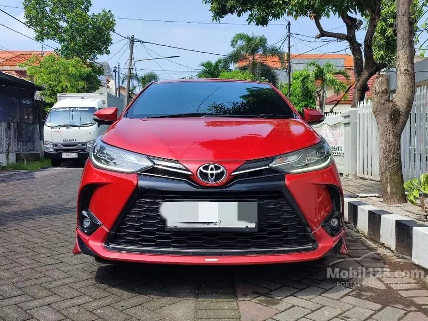 Jual Mobil Toyota Yaris 2022 S GR Sport 1.5 di Jawa Timur Automatic Hatchback Merah Rp 228.000.004