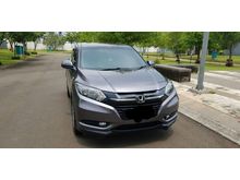 Dijual CEPAT Honda HRV 2015 Abu-Abu Metalik Sangat Terawat Dan Muluss