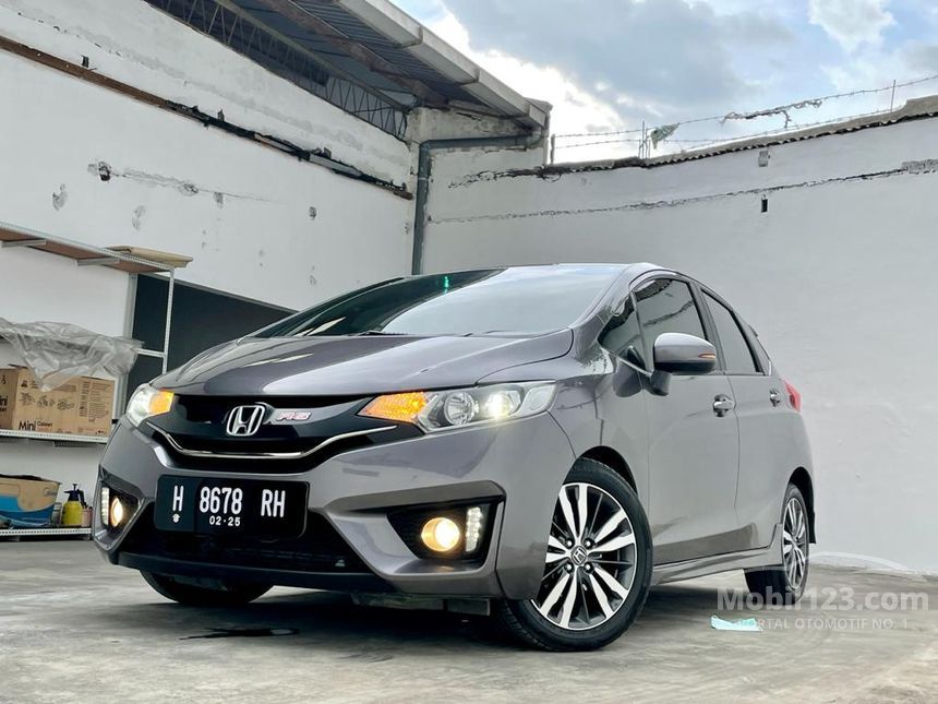 Jual Mobil Honda Jazz 2015 RS 1.5 di Jawa Tengah Automatic Hatchback