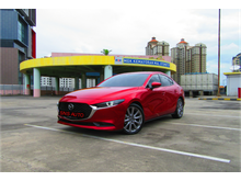 2019 Mazda 3 2.0 SKYACTIV-G Sedan KM 4500 Record Sangat Istimewa