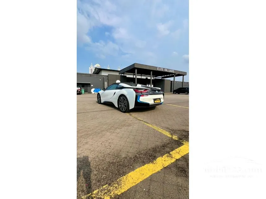 2021 BMW i8 Roadster Convertible