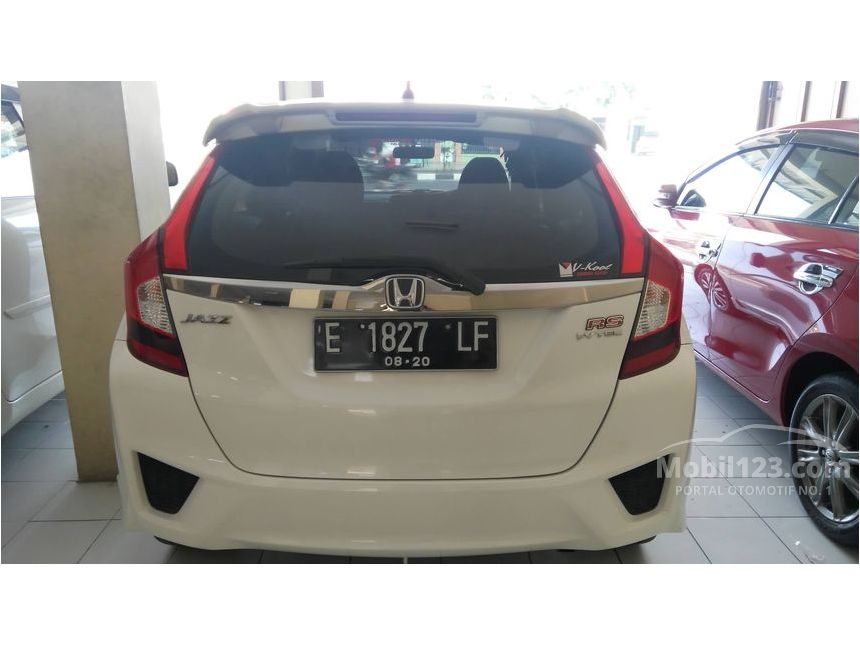 Jual Mobil Honda Jazz 2015 RS 1.5 di Jawa Barat Automatic 