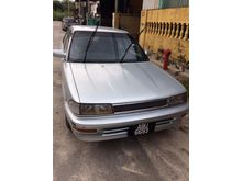 1990 Toyota Corolla 1.3 SE Sedan Power steering