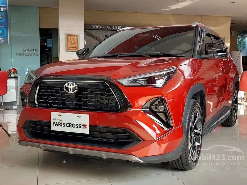 Jual Mobil Toyota Yaris Cross 2024 S GR Parts Aero Package 1.5 di Jawa Timur Automatic Wagon Orange Rp 398.020.000