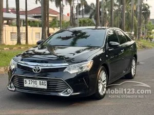 2016 Toyota Camry 2.5 V Sedan