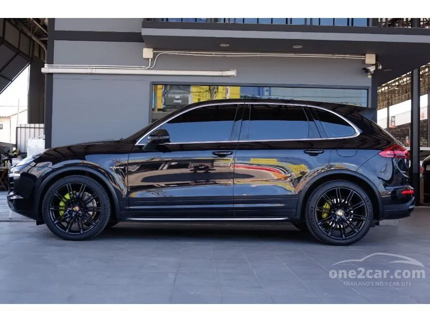 2016 Porsche CAYENNE S E-Hybrid SUV