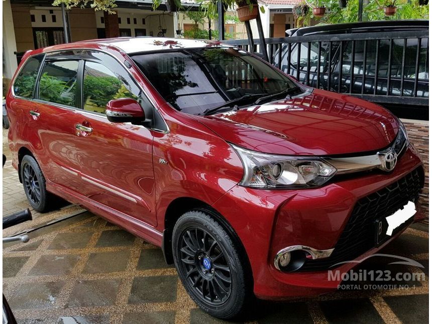 Jual Mobil  Toyota Avanza  2021 Veloz 1 5 di Banten 
