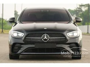 2022 Mercedes-Benz E300 2.0 AMG Line Sedan