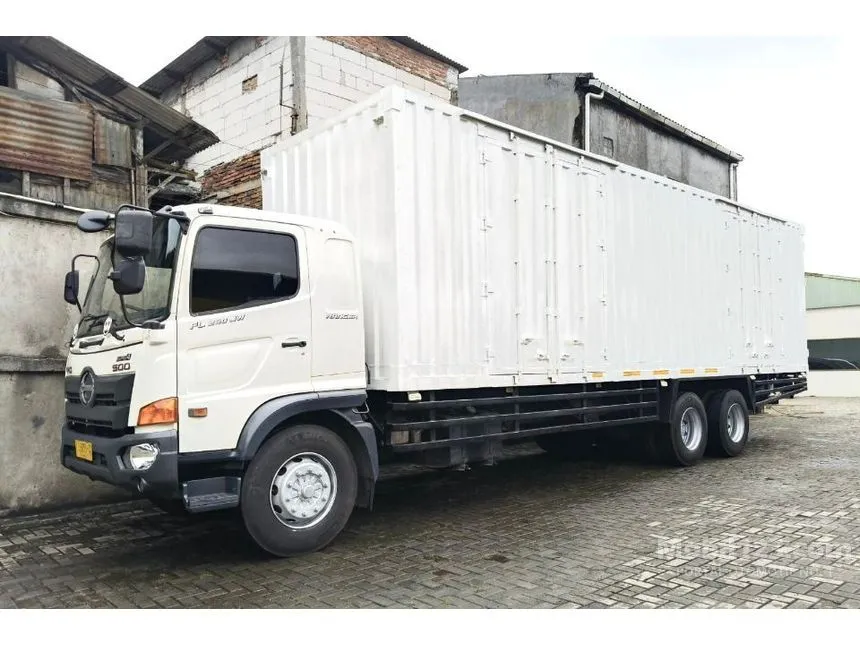 2022 Hino Ranger FL 260 JW Truck