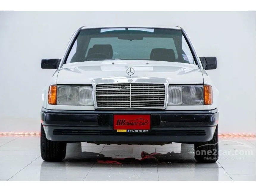 1988 Mercedes-Benz 230E Sedan