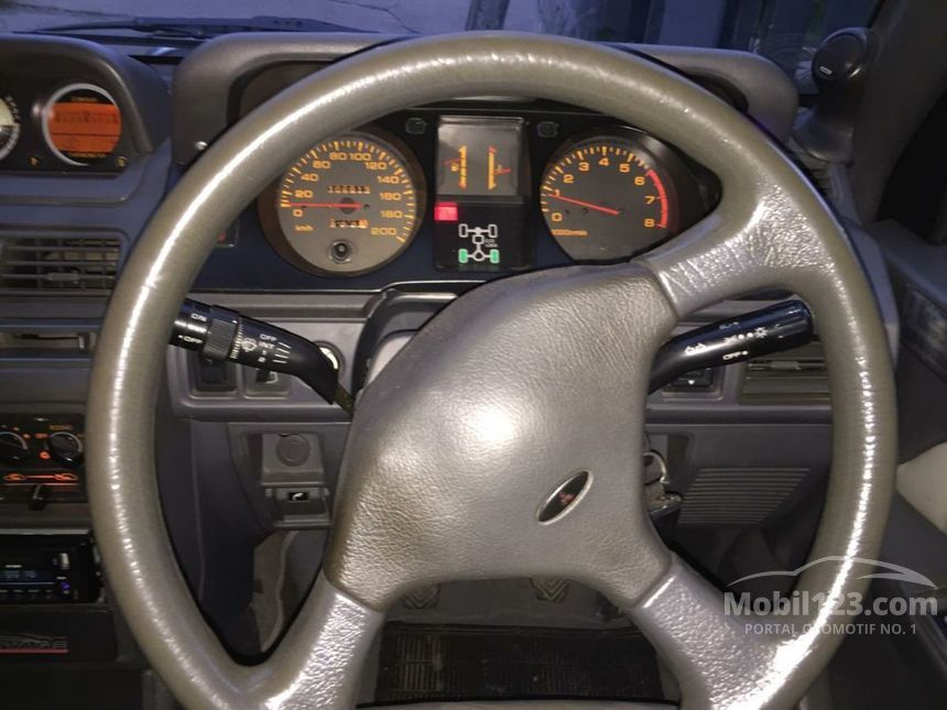 1997 Mitsubishi Pajero V6 3.0 Manual SUV