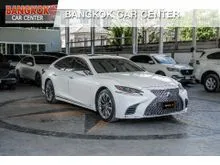 2019 Lexus LS500 3.4 (ปี 17-26) Executive Sedan