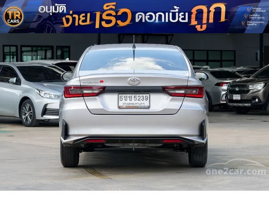 2024 Toyota Yaris Ativ Smart Sedan
