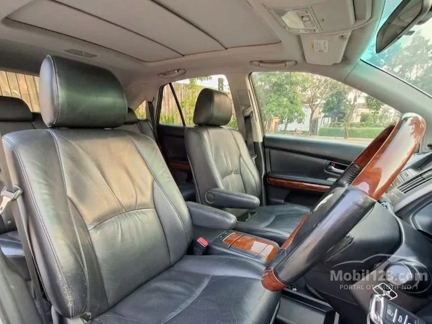 2011 Toyota Harrier 240G SUV