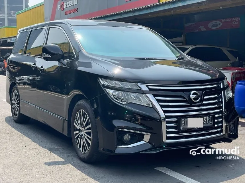 2014 Nissan Elgrand Highway Star MPV