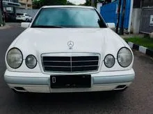 1998 Mercedes-Benz E230 2.3 W210 2.3 Automatic Nik 1997 Istimewa Antik Low Km