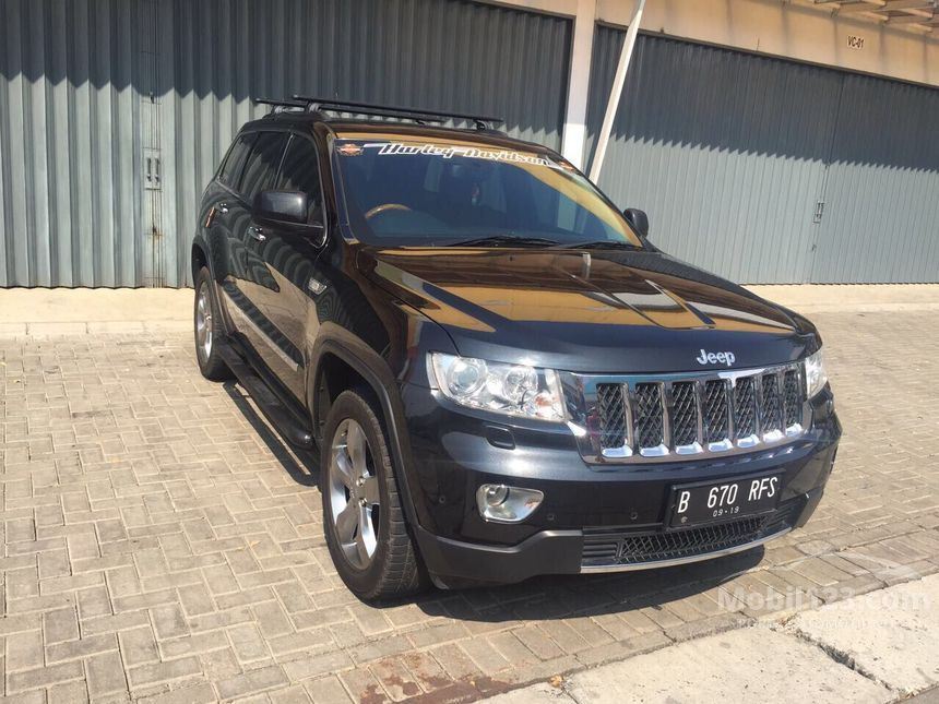 Jual Mobil  Jeep  Grand  Cherokee  2013 SRT8 6 4 di DKI 