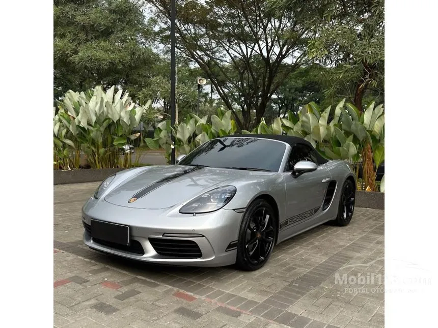 2025 Porsche 718 Boxster Convertible