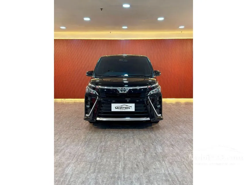 2021 Toyota Voxy MPV