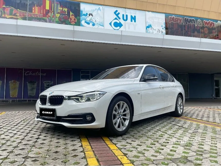 Jual Mobil BMW 320i 2018 Sport 2.0 di Banten Automatic Sedan Putih Rp 460.000.000