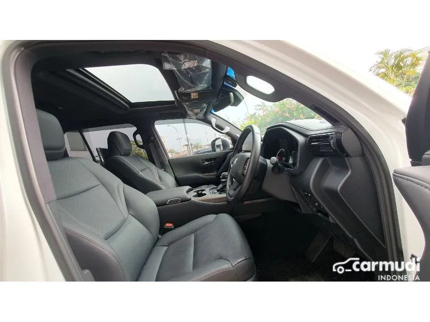 2023 Toyota Land Cruiser 300 VX-R (Non Premium Colour) SUV