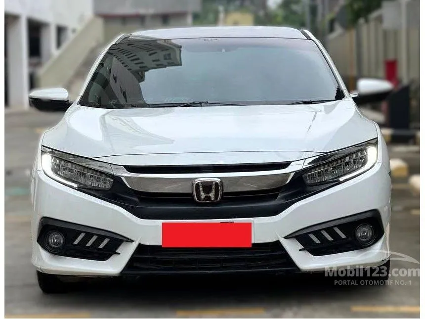 Jual Mobil Honda Civic 2018 ES 1.5 di Jawa Barat Automatic Sedan Putih Rp 318.000.000