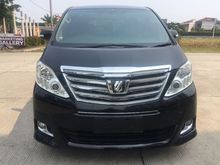 2014 Toyota Alphard 2.4 X X MPV Toyota Alphard 2.4 VVT-i AT 2015 Keyles