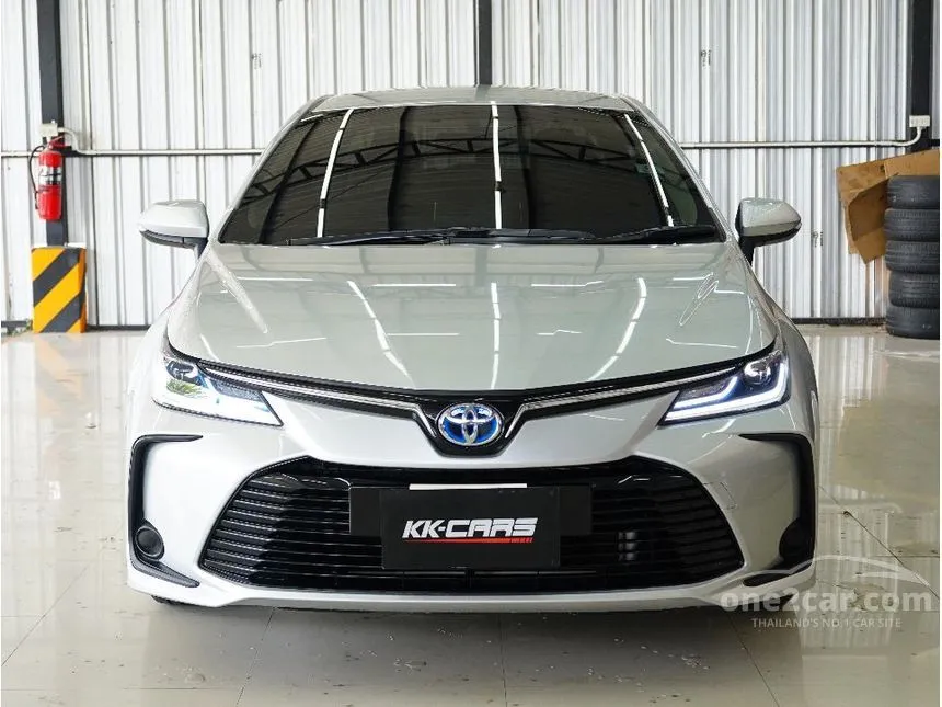 2019 Toyota Corolla Altis Hybrid Mid Sedan