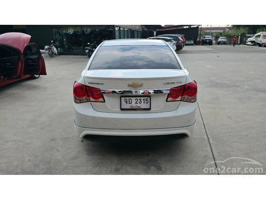 2012 Chevrolet CRUZE LTZ Sedan