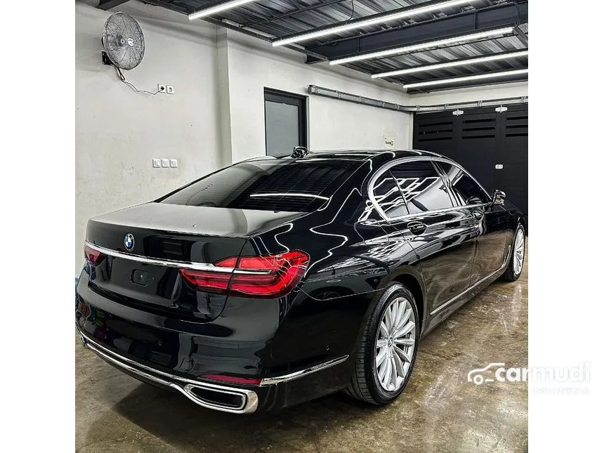 2017 BMW 740Li Executive Sedan