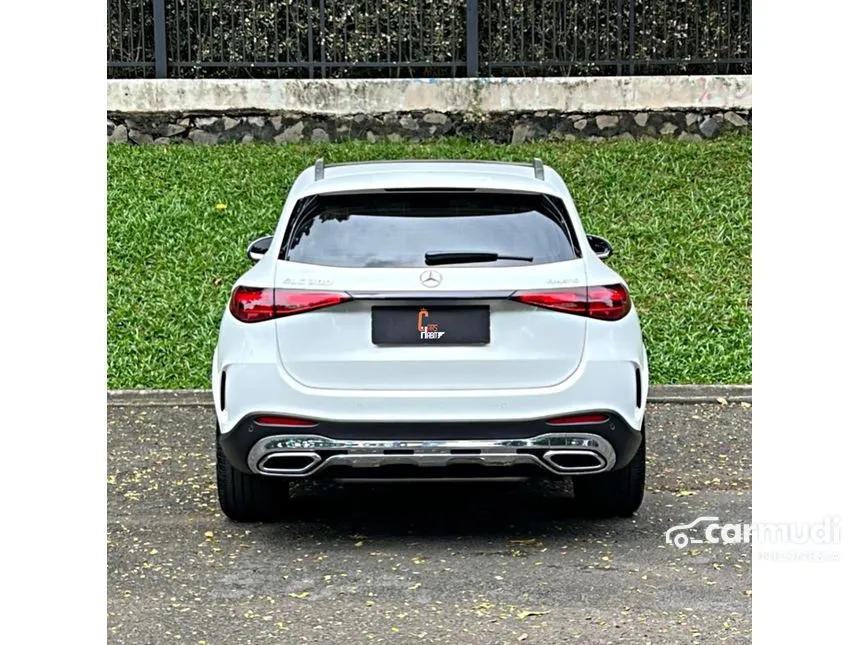 2023 Mercedes-Benz GLC300 AMG Line 4MATIC SUV