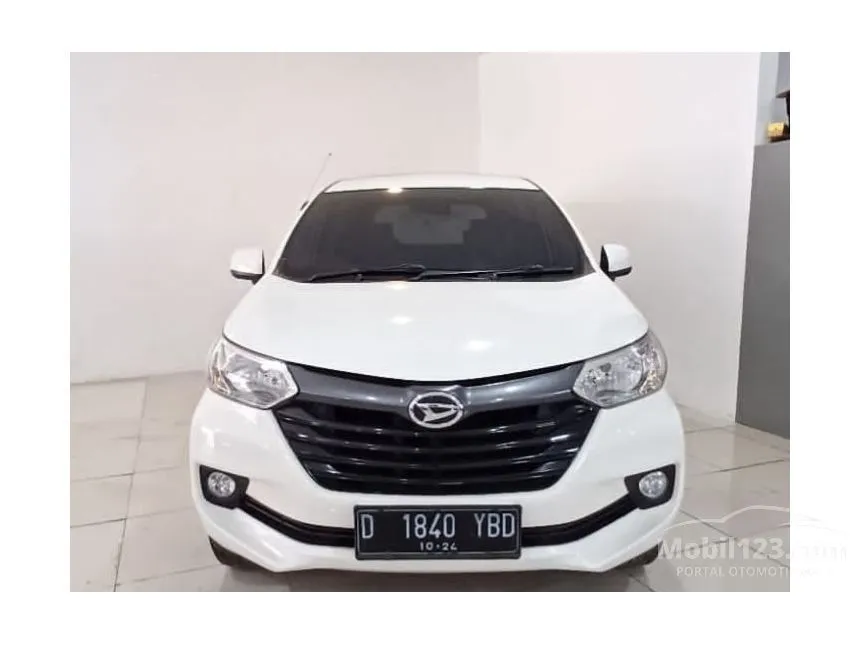 Jual Mobil Daihatsu Xenia 2016 D 1.0 di Jawa Barat Manual MPV Putih Rp 120.000.000