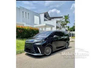 2023 Lexus LM 350h 2.5 7 Seater MPV