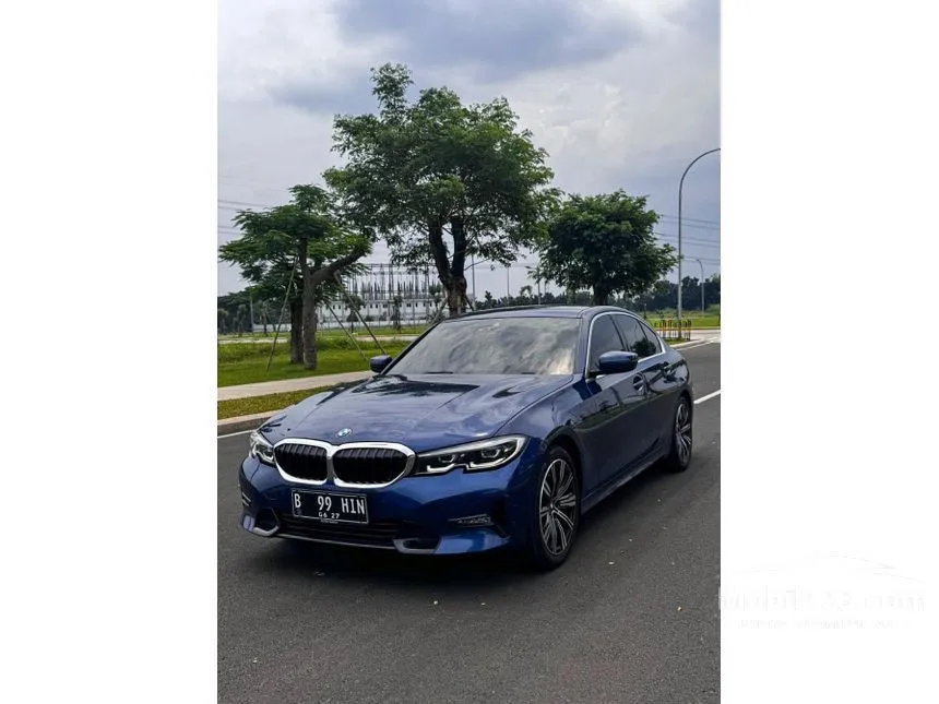 Jual Mobil BMW 320i 2022 Dynamic 2.0 di Banten Automatic Sedan Biru Rp 720.000.000