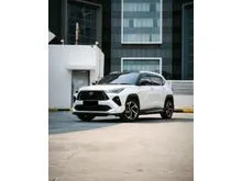 2024 Toyota Yaris Cross 1.5 S HV with GR Parts Aero Pkg(Prem Clr) SUV , LOW KM 24rb RECORD TOYOTA - MOBIL GARANSI BEBAS TABRAK BEBAS BANJIR