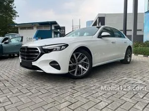 2025 Mercedes-Benz E200 2.0 Exclusive Line Sedan