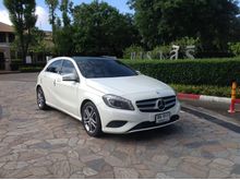 2014 Mercedes-Benz A180 BlueEFFICIENCY 1.6 W176 (ปี 12-16) Style Hatchback AT