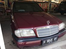 1995 Mercedes-Benz C180 1.8 Base Spec Sedan