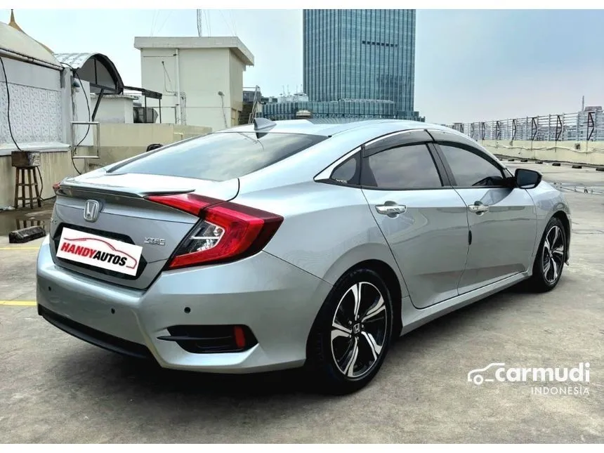 2016 Honda Civic ES Sedan