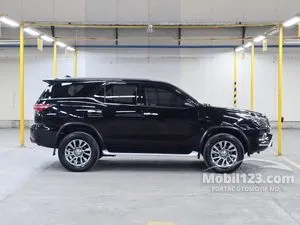 2021 Toyota Fortuner 2.4 VRZ GR SPORT 4X2 SUV