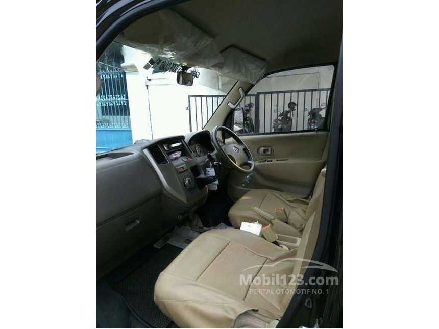 2011 Daihatsu Luxio D Wagon