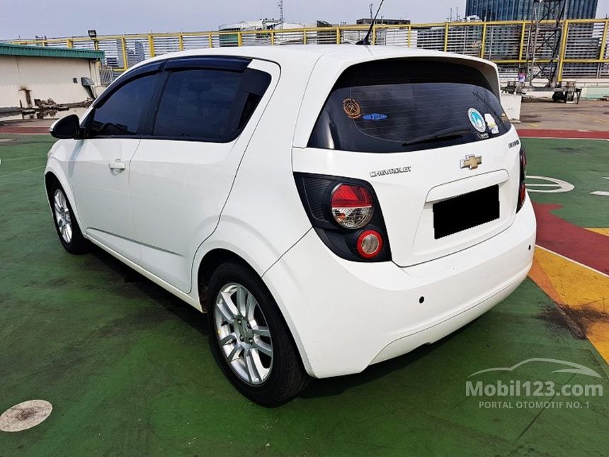 Jual Mobil Chevrolet Aveo 2014 LT 1.4 di DKI Jakarta ...