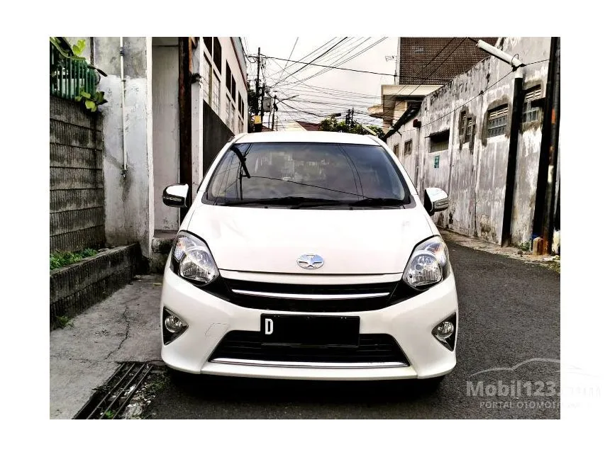 Jual Mobil Toyota Agya 2015 G 1.0 di Jawa Barat Manual Hatchback Putih Rp 87.500.000