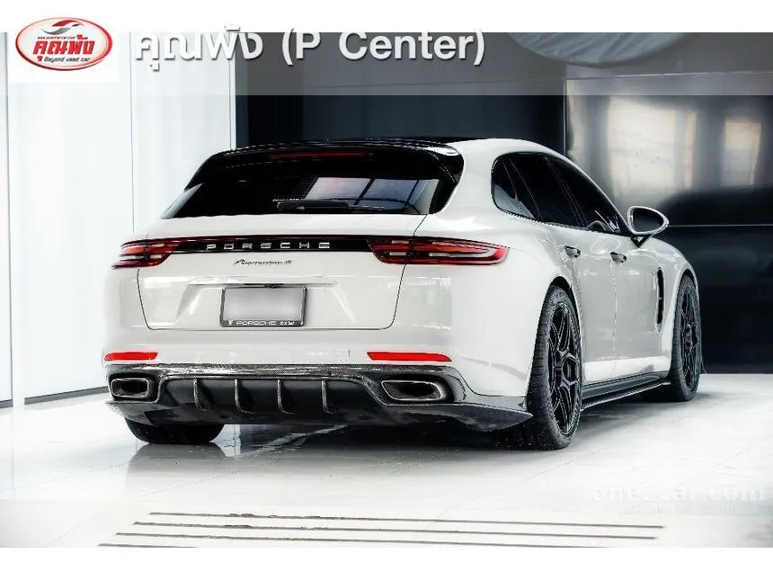 2019 Porsche Panamera 4 E-Hybrid Sedan